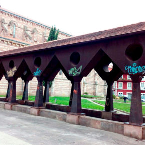 Cs Torrelavega lamenta el mal estado en que se encuentra el claustro metálico de la Iglesia de La Asunción