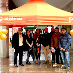 Cs San Vicente de la Barquera apuesta por consultar a los profesionales de la pesca acerca del proyecto del puerto deportivo