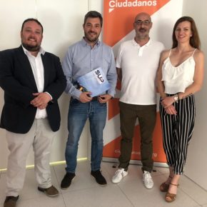 Félix Álvarez señala que la Policía Nacional “necesita un nuevo modelo que garantice la calidad del servicio que presta a los ciudadanos” Félix Álvarez señala que la Policía Nacional “necesita un nuevo modelo que garantice la calidad del servicio que presta a los ciudadanos”