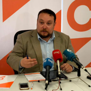 Rubén Gómez: “Los cántabros se merecen un Gobierno que respete nuestras necesidades y reivindique lo que nos corresponde” Rubén Gómez: “Los cántabros se merecen un Gobierno que respete nuestras necesidades y reivindique lo que nos corresponde”