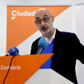 Félix Álvarez: “Cantabria tiene poco planteamiento de futuro y viviendo al día terminas siendo rehén de lo que pasa a nivel nacional”