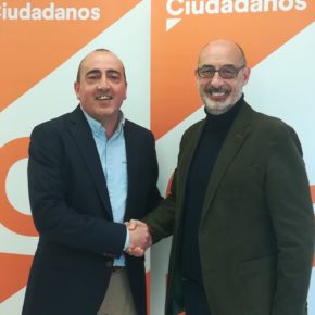 Laso: “Los camargueses no queremos que PRC y PSOE prometan estar del lado de los afectados por la línea de alta tensión y voten en contra de los vecinos en el Parlamento”