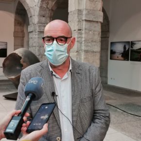 Ciudadanos lamenta que los usuarios y trabajadores de residencias sigan esperando mientras los reclusos de El Dueso reciben las vacunas Ciudadanos lamenta que los usuarios y trabajadores de residencias sigan esperando mientras los reclusos de El Dueso reciben las vacunas