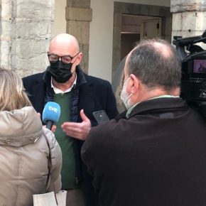 Cs denuncia el “caos” en la vacunación al incumplirse los protocolos y dejar en segundo plano la protección de las residencias Cs denuncia el “caos” en la vacunación al incumplirse los protocolos y dejar en segundo plano la protección de las residencias