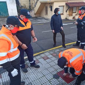 El Ayuntamiento de Astillero revisa las bocas de incendio en todo el término municipal