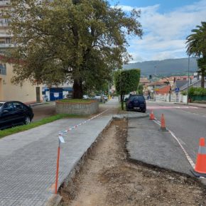 El Ayuntamiento de Astillero mejora los aparcamientos en la calle Industria