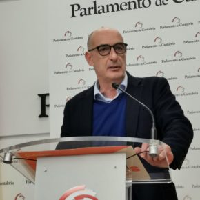 Cs pregunta al Gobierno por qué no ha autorizado a las farmacias administrar vacunas ante la previsión de falta de personal en verano