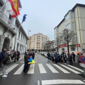 El Ayuntamiento de Astillero prepara una base de datos con los voluntarios que se ofrezcan para acoger refugiados ucranianos