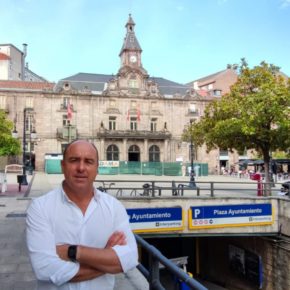 Ricciardiello critica los recortes de las ayudas para la compra de libros de texto el curso en que la ley obliga a cambiar de materiales 