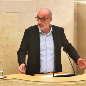Álvarez: “Mientras Revilla dice que en Cantabria todo va bien, se destruye tres veces más empleo que en España”